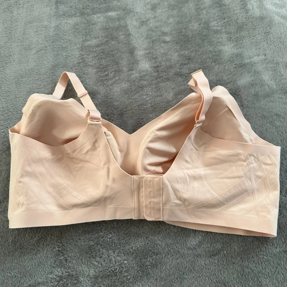 Honeylove V-Neck Bra Women's size 1X 40 C/D Pads Included Adjustable Straps